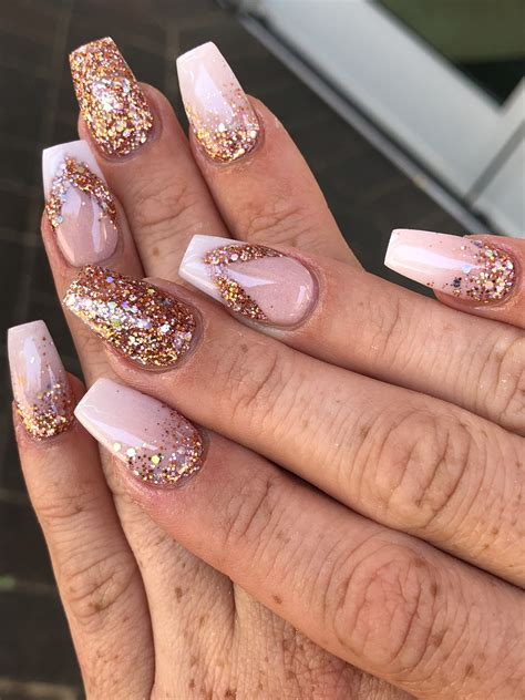 Rose Gold nail designs with mirror effect